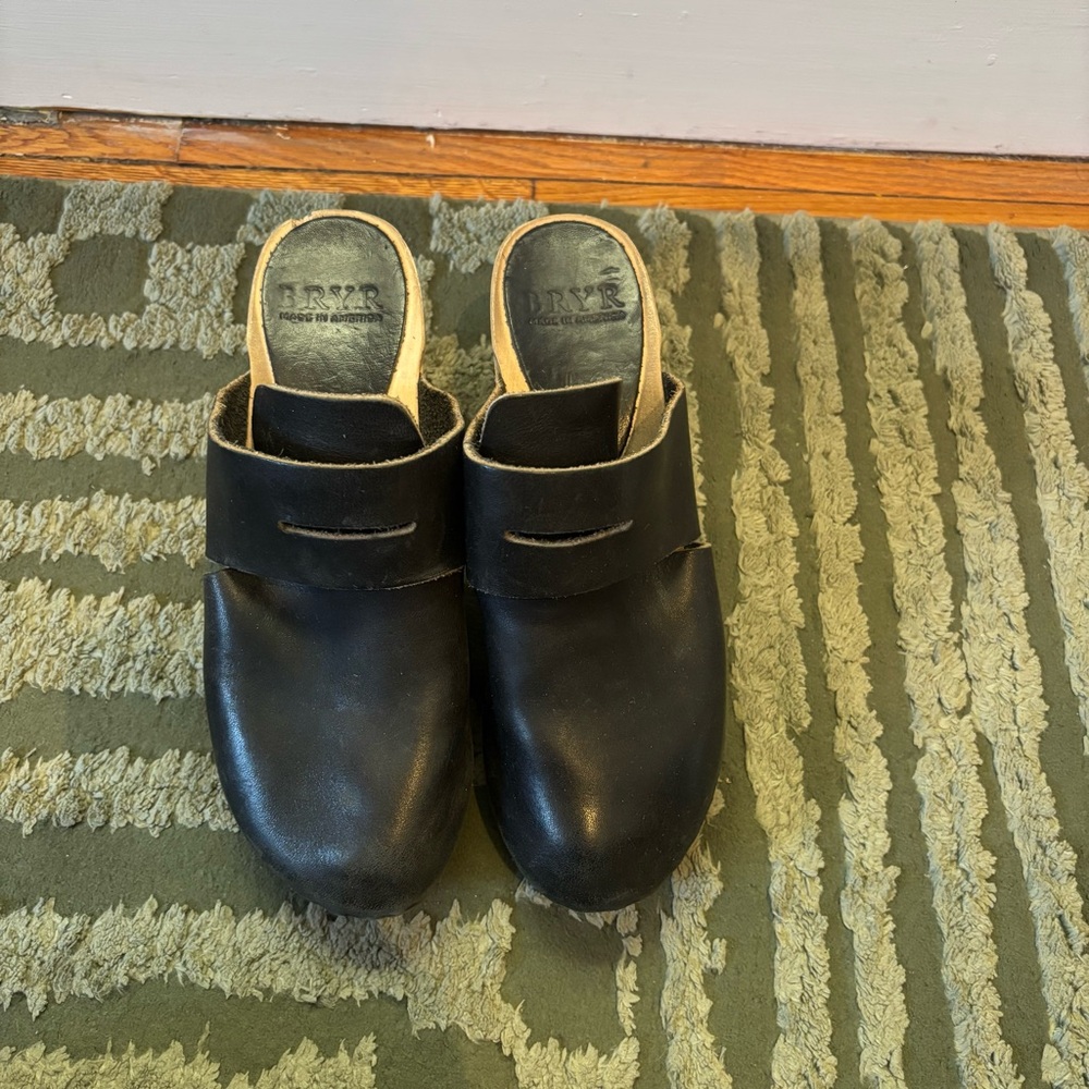 Bryr Platform Clogs with Removable Tassels